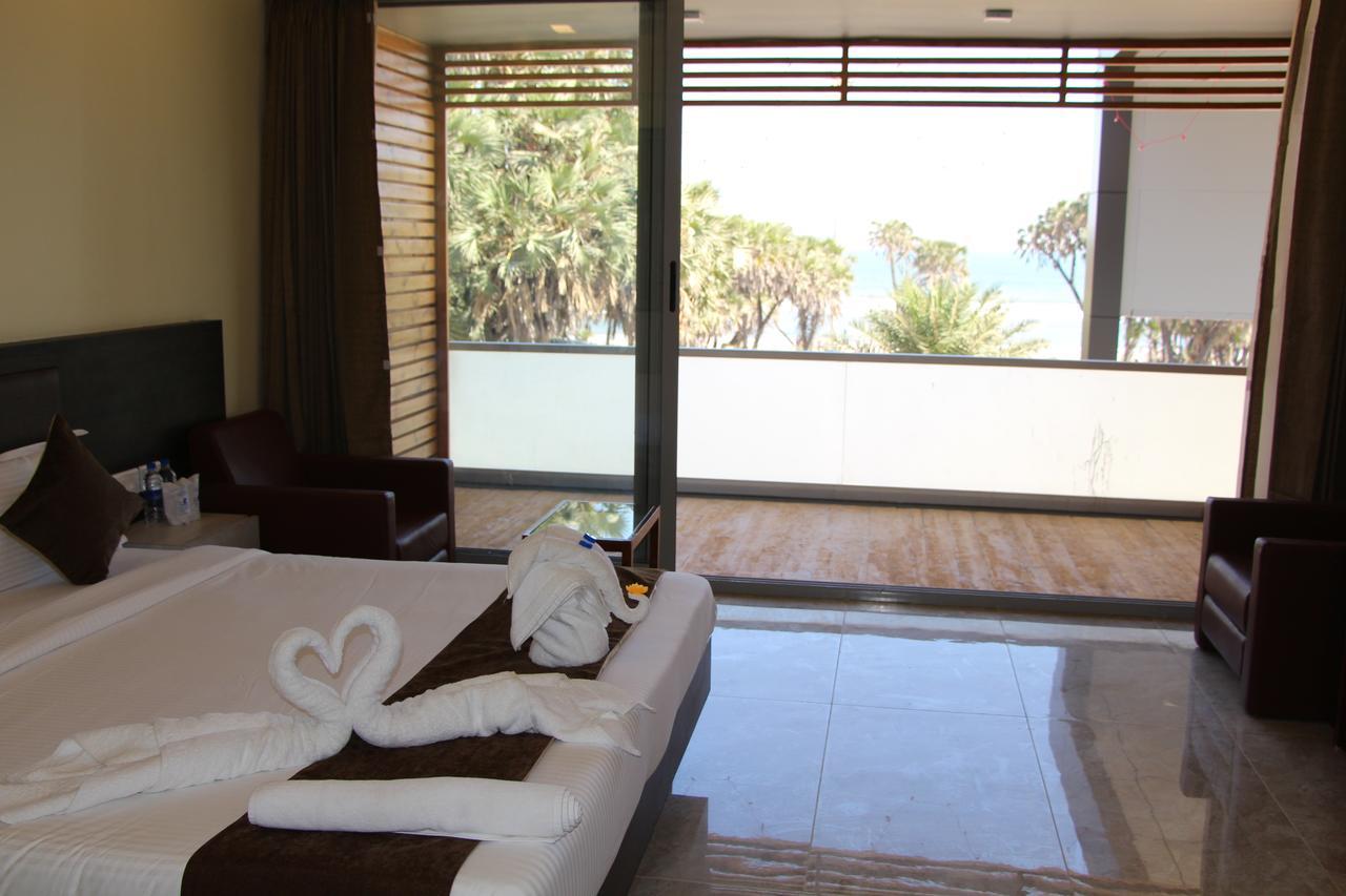 Krishna Beach Resorts - Діу Екстер'єр фото