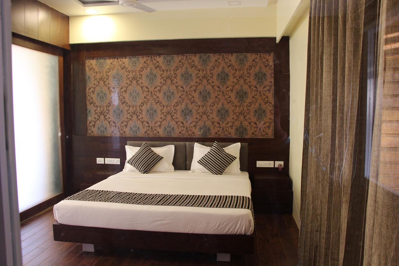 Krishna Beach Resorts - Діу Екстер'єр фото